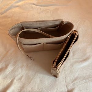 Small felt tote organizer